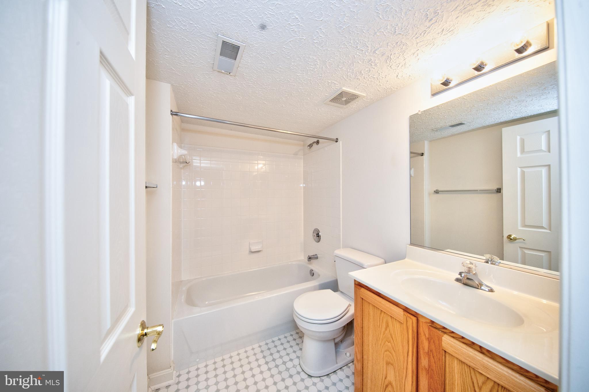 567 Beards Hill Road Aberdeen, MD 21001 - Photo 32 of 43 Full bathroom on lower level
