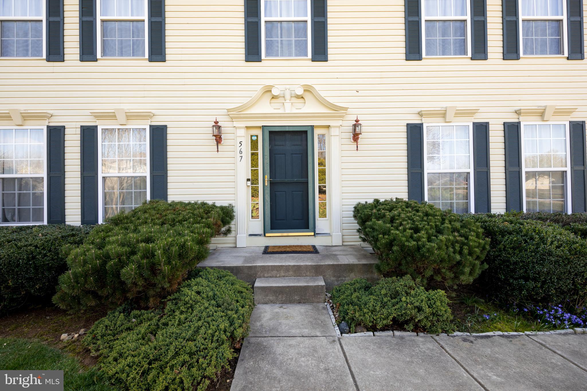 567 Beards Hill Road Aberdeen, MD 21001 - Photo 6 of 43 Front porch