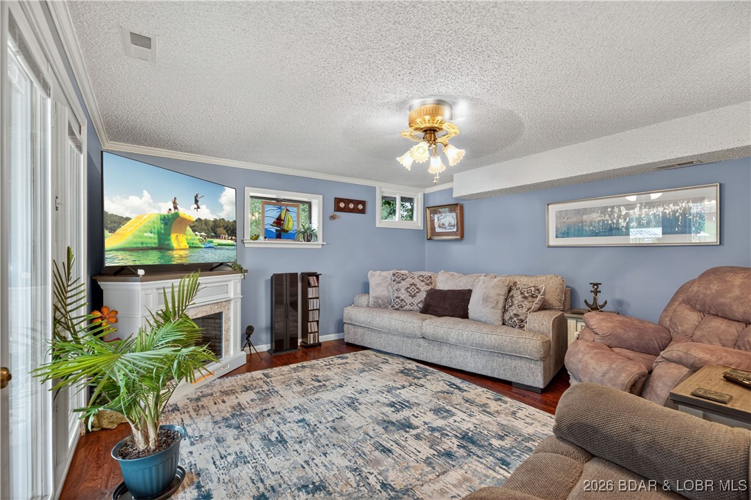 15231 Martingale Road Gravois Mills, MO 65037 - Photo 2 of 22