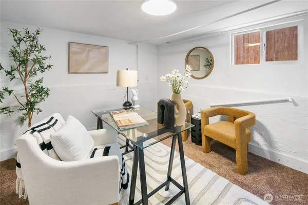$729,950 | 1516 South Bennett Street, Seattle, WA 98108