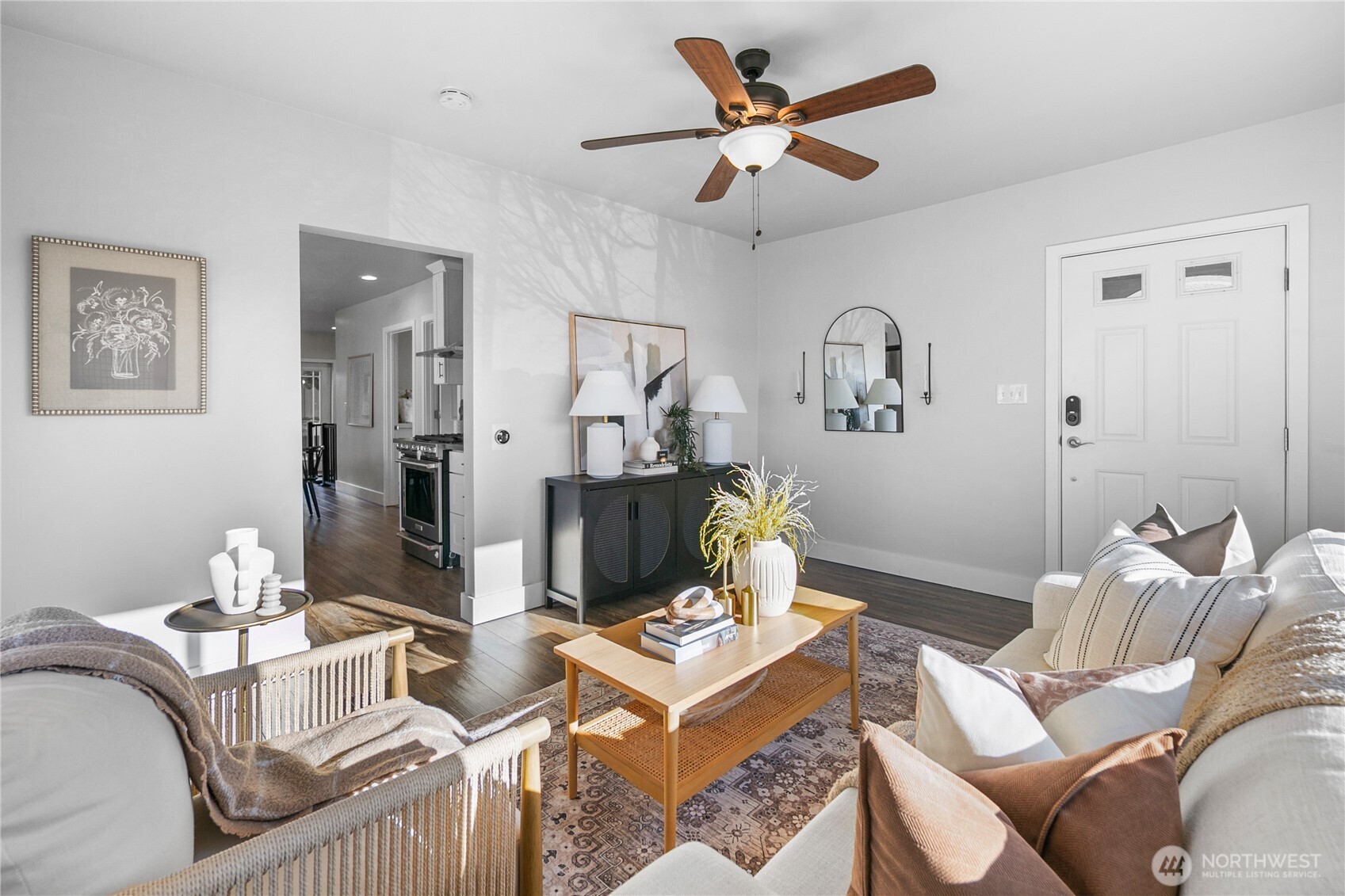 1516 South Bennett Street Seattle, WA 98108 - Photo 5 of 27