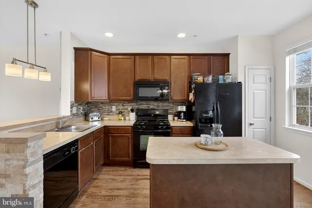 $370,000 | 1418 Brayden Drive, Marcus Hook, PA 19061