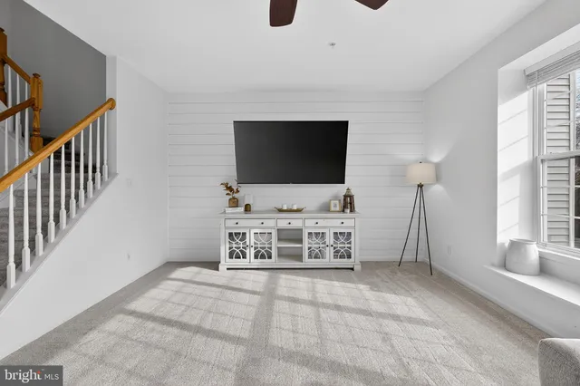 $370,000 | 1418 Brayden Drive, Marcus Hook, PA 19061