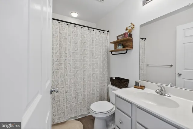 $370,000 | 1418 Brayden Drive, Marcus Hook, PA 19061