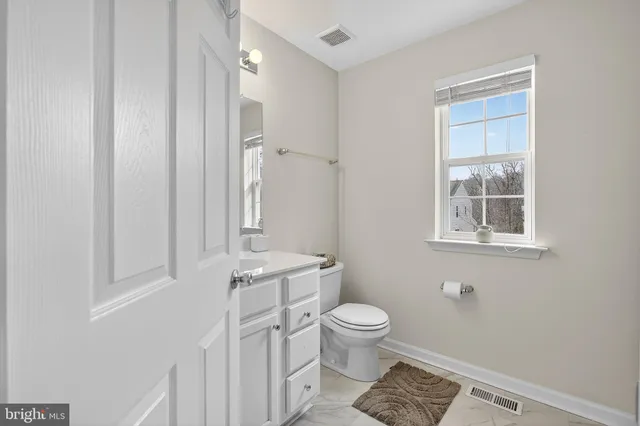 $370,000 | 1418 Brayden Drive, Marcus Hook, PA 19061