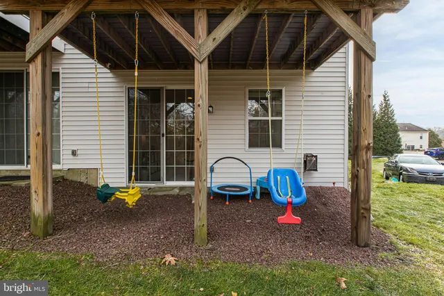 $370,000 | 1418 Brayden Drive, Marcus Hook, PA 19061