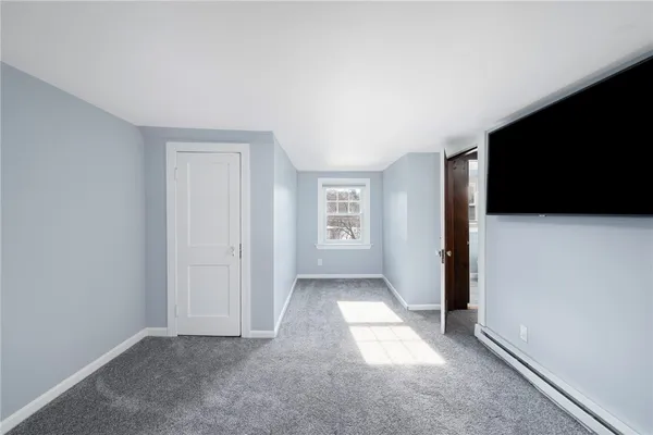 $920,000 | 26 Acres Of Pine Road, Coventry, RI 02816