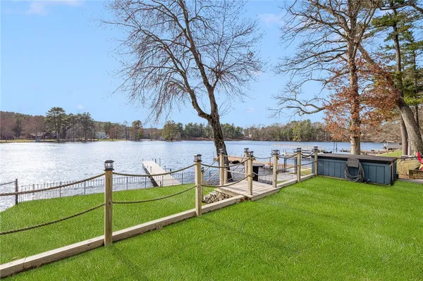 $920,000 | 26 Acres Of Pine Road, Coventry, RI 02816