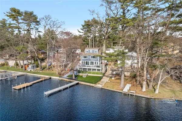 $920,000 | 26 Acres Of Pine Road, Coventry, RI 02816