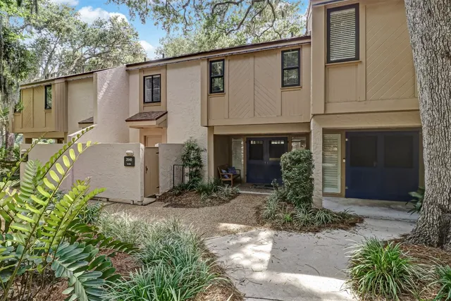 $885,000 | 2040 Beachwood Road, Unit 2040, Fernandina Beach, FL 32034
