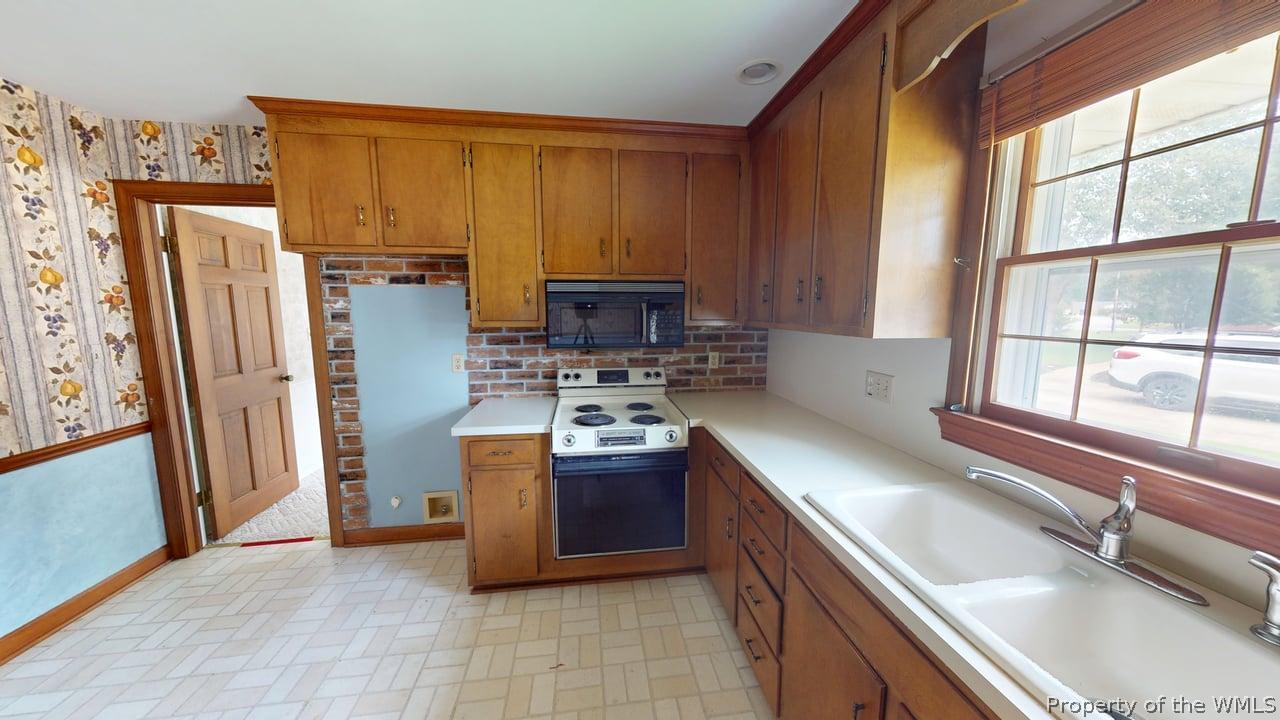 205 Meadowfield Road Yorktown, VA 23692 - Photo 13 of 52 Gallery Image 13