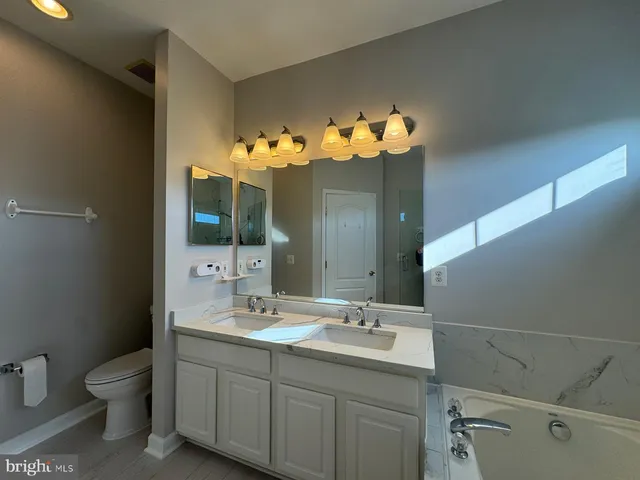 $635,000 | 42471 Magellan Square, Brambleton, VA 20148