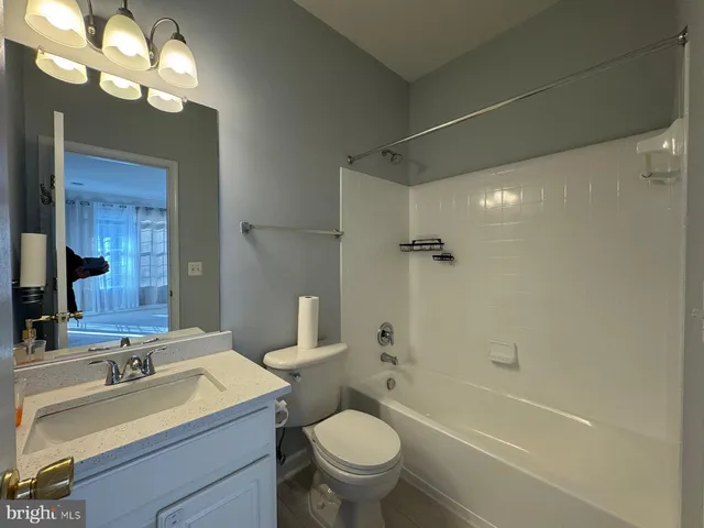 $635,000 | 42471 Magellan Square, Brambleton, VA 20148