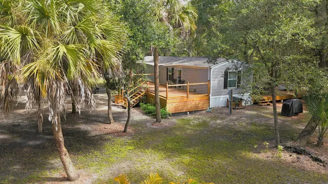 a view of a small yard