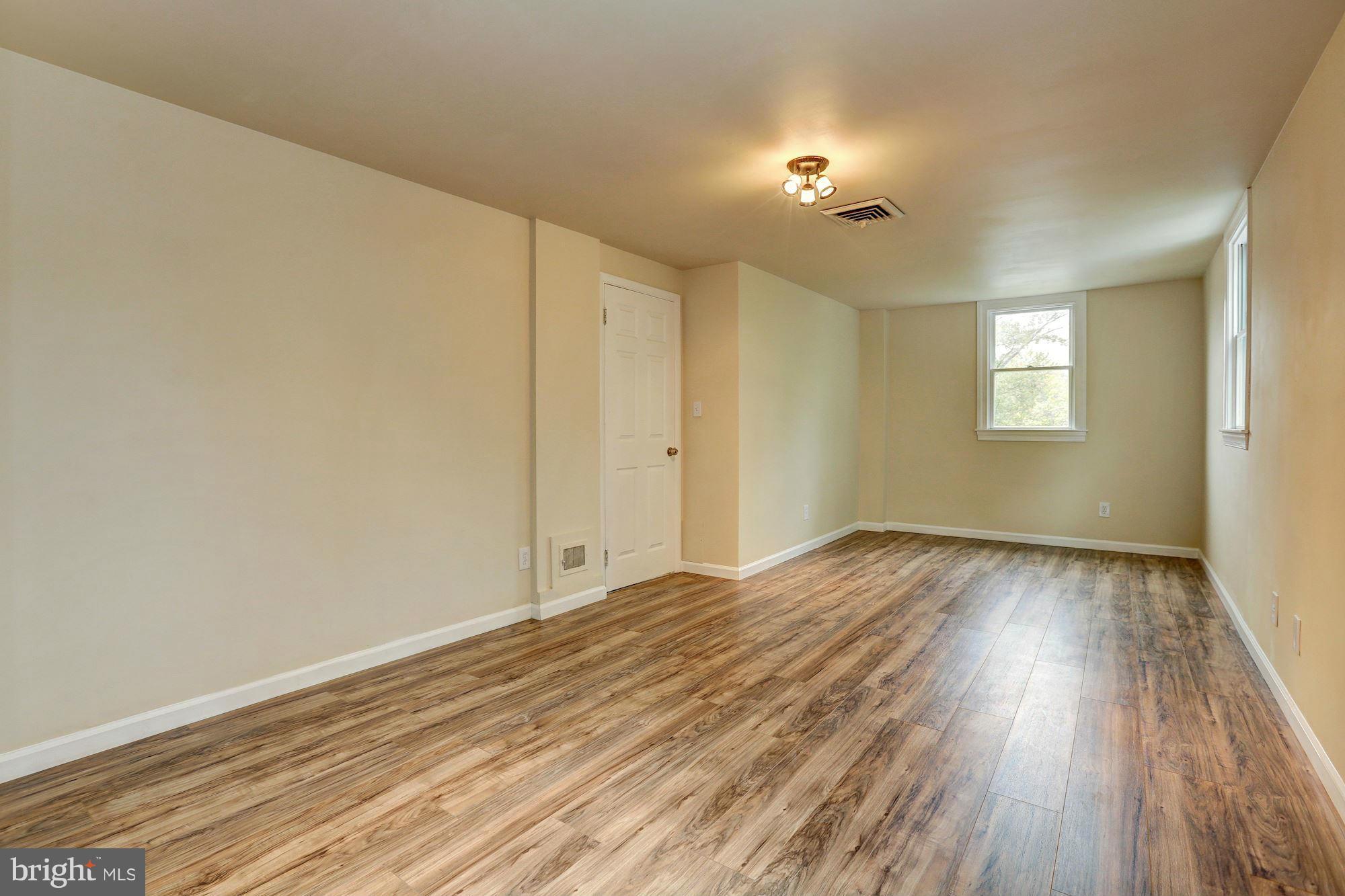 927 Gabel Court Silver Spring, MD 20901 - Photo 13 of 27 Bedroom (Master)