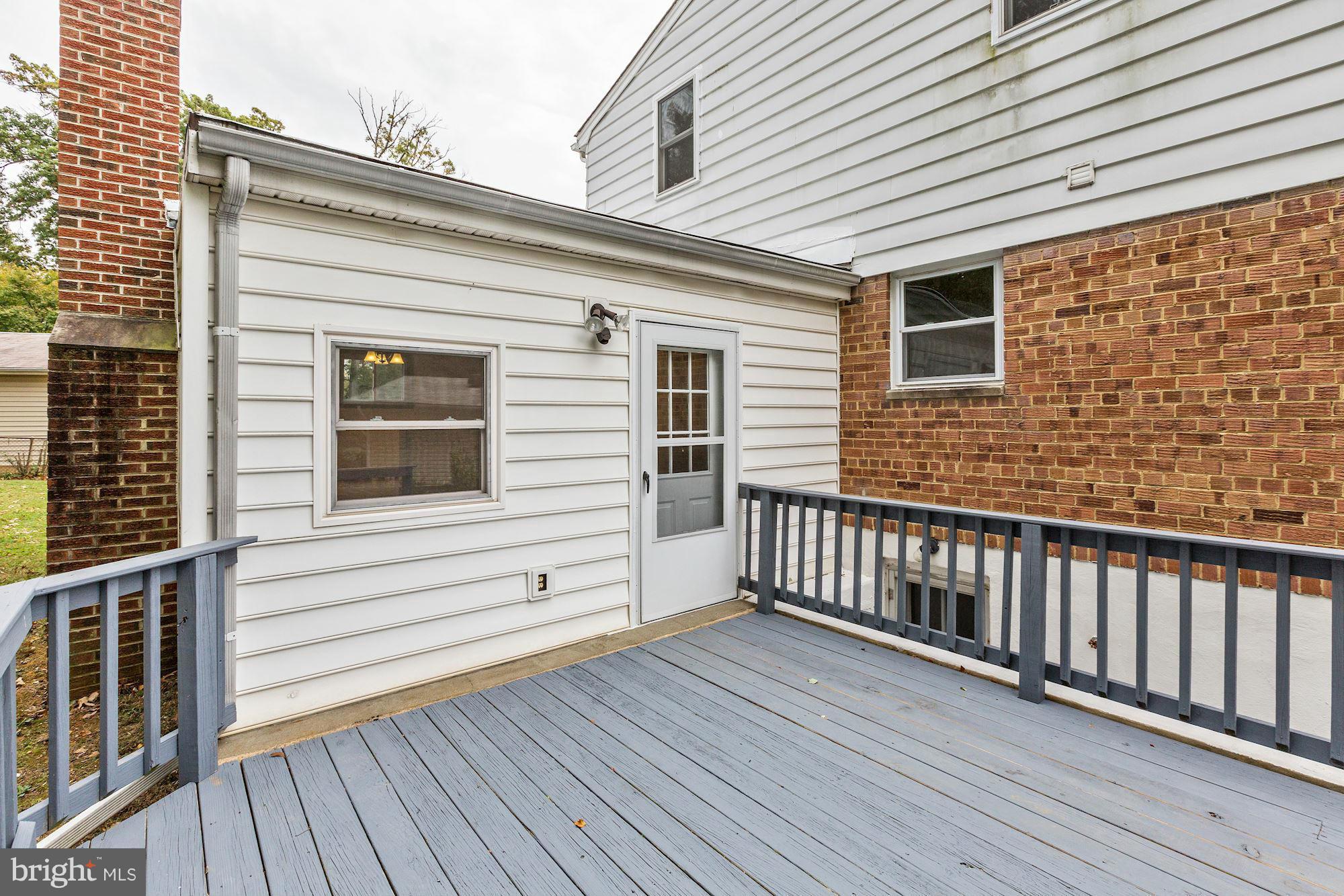 927 Gabel Court Silver Spring, MD 20901 - Photo 25 of 27 Exterior (Rear)