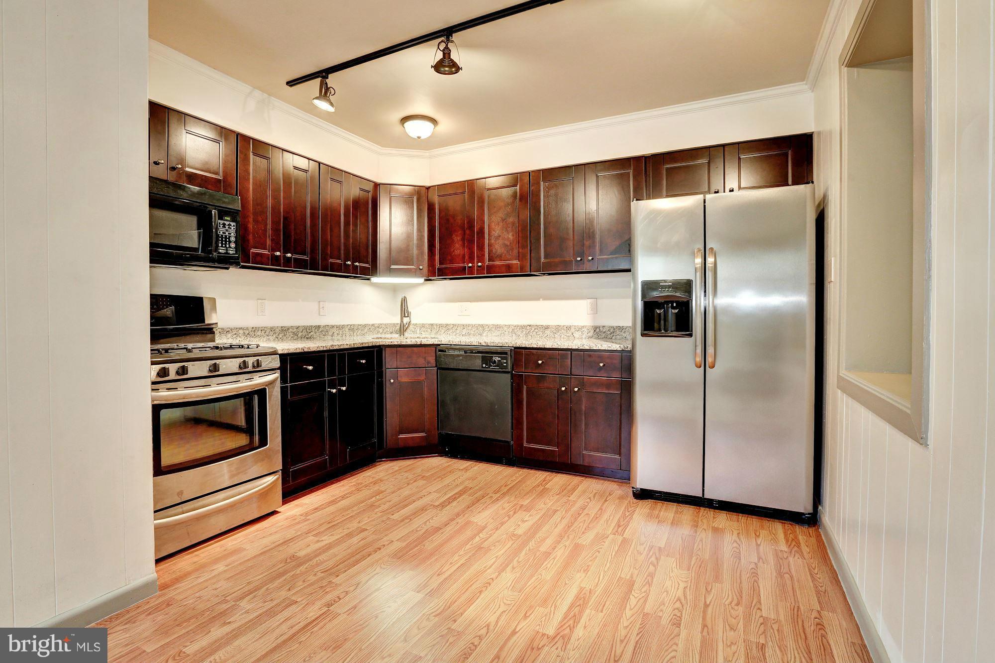 927 Gabel Court Silver Spring, MD 20901 - Photo 6 of 27 Kitchen