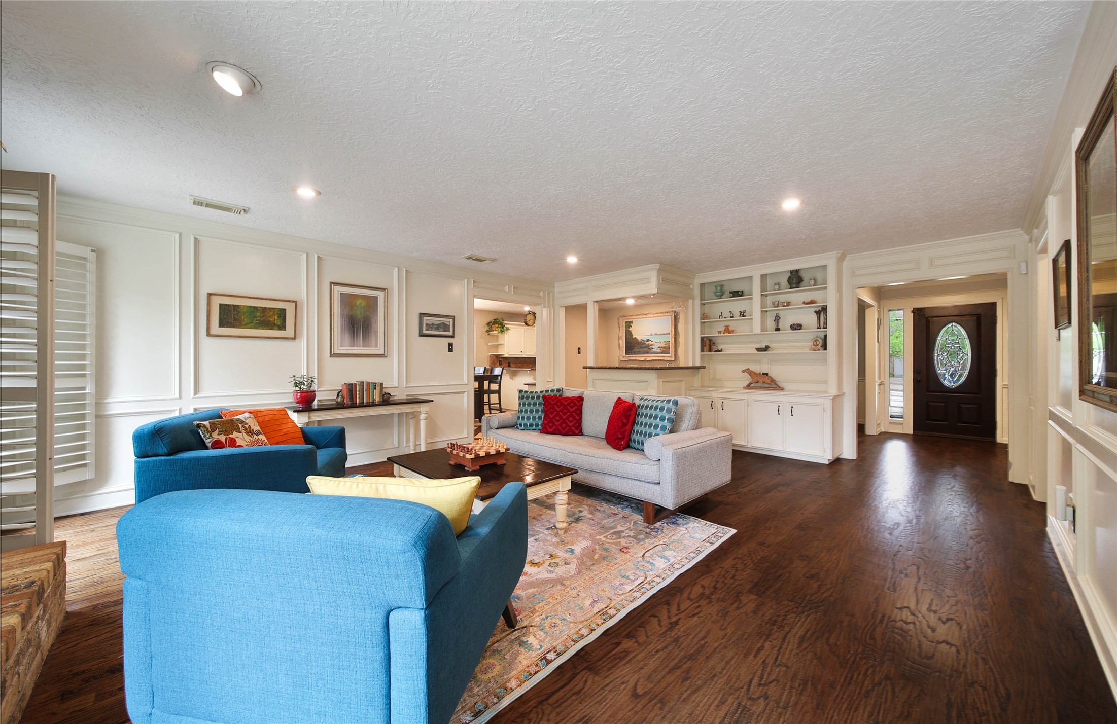 17007 Windrow Drive Spring, TX 77379 - Photo 4 of 46 a living room with furniture and a wooden floor
