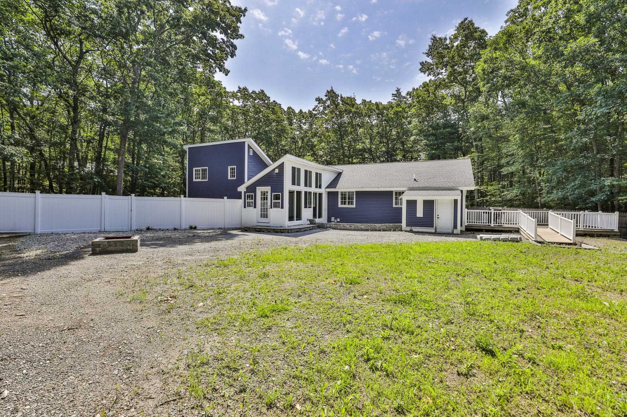 58 Truell Road Hollis, NH 03049 - Photo 5 of 34