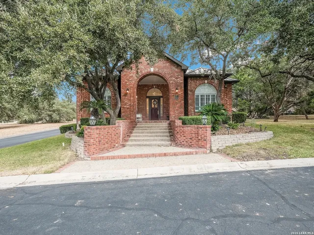 $4,150 | 3 Hendon Lane, San Antonio, TX 78257