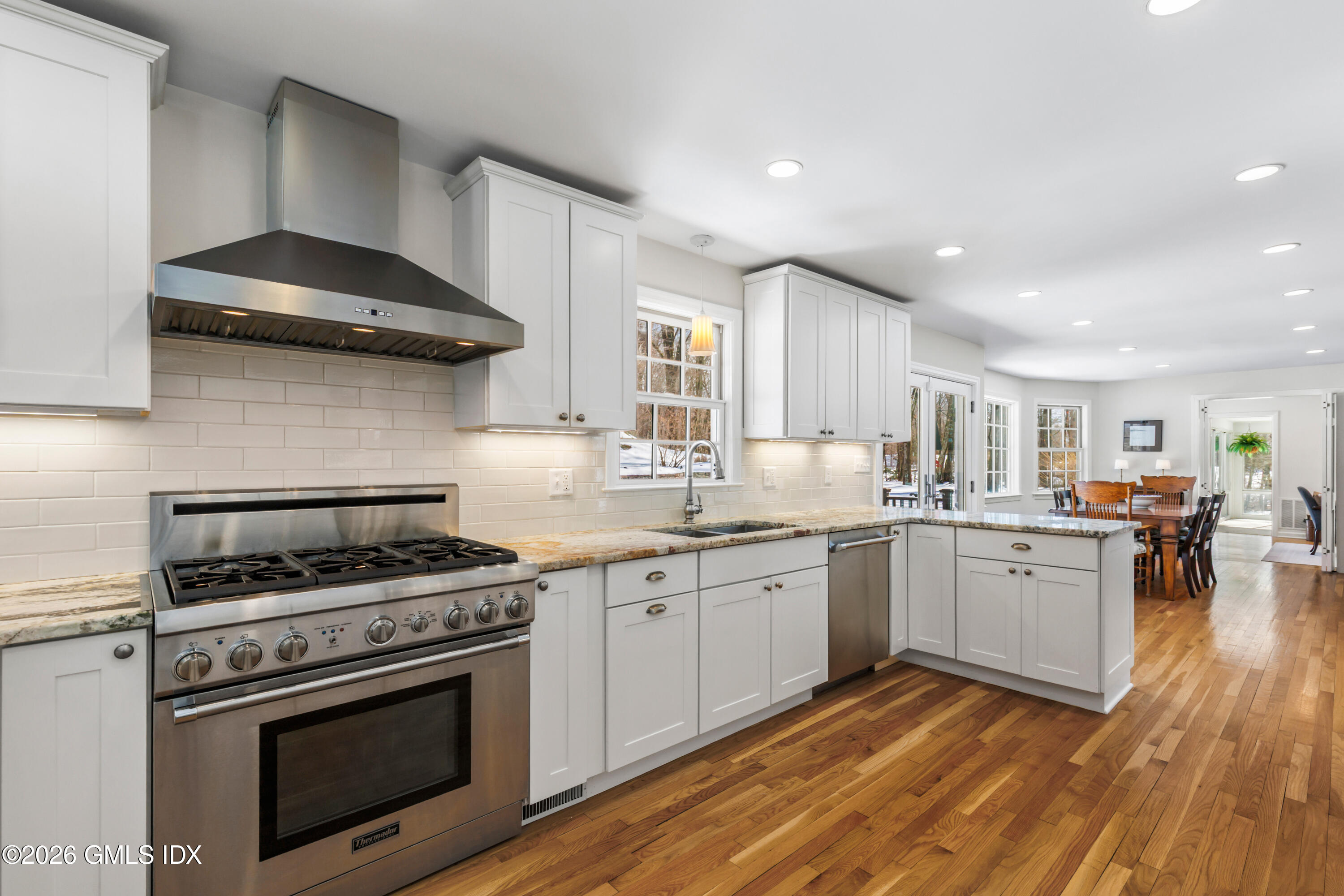 40 Thunder Mountain Road Greenwich, CT 06831 - Photo 13 of 35 kitchen