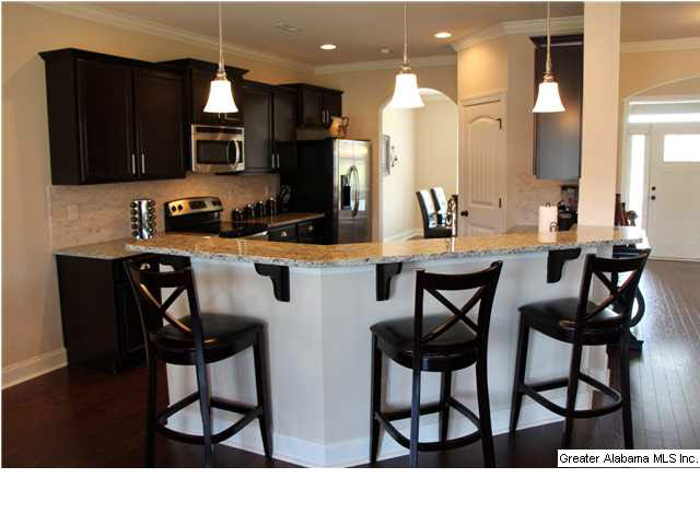 619 Round Road Alabaster, AL 35114 - Photo 4 of 32