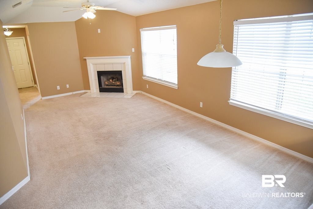 2041 Laurel Oak Court Mobile, AL 36695 - Photo 2 of 30