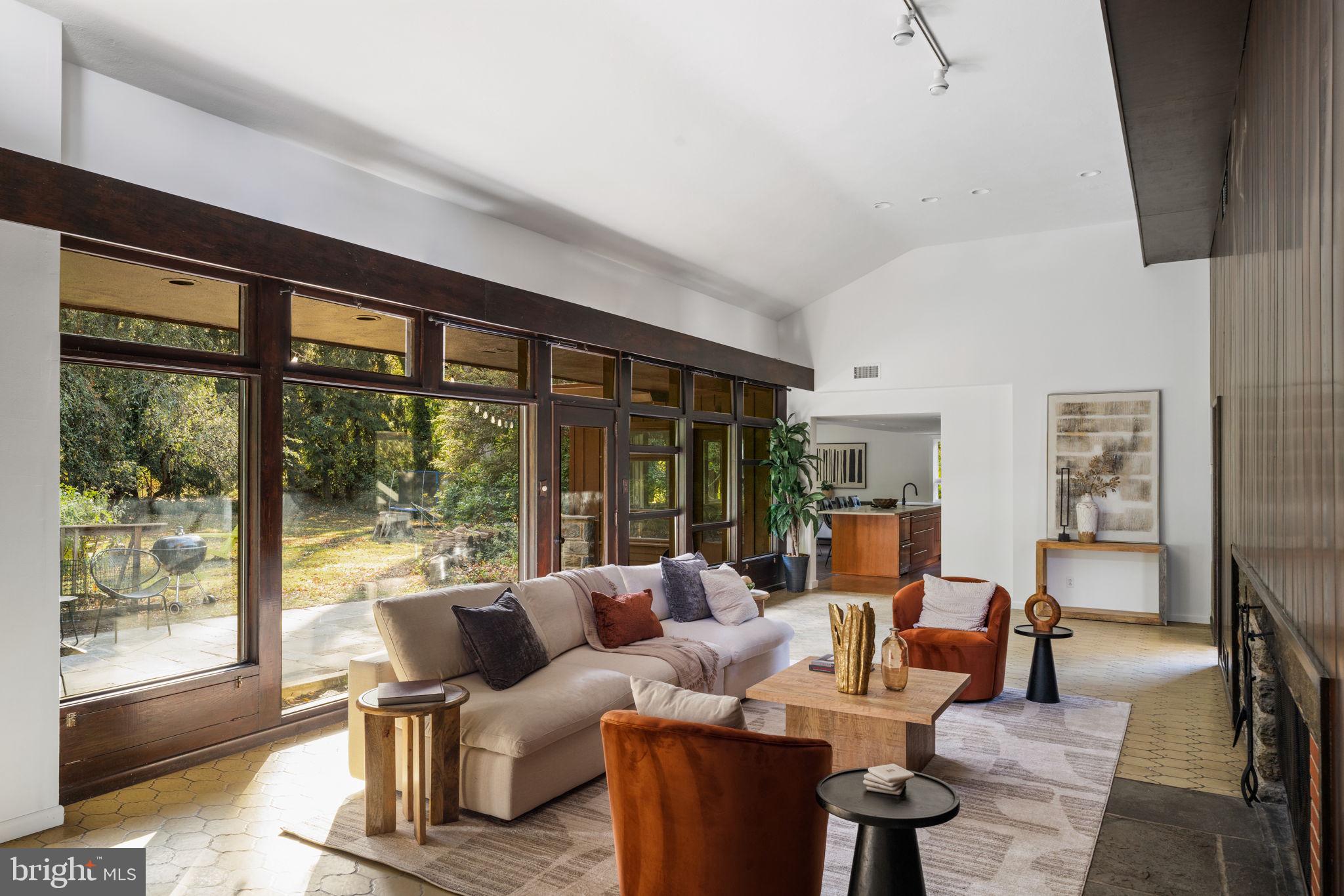 250 East Waverly Road Wyncote, PA 19095 - Photo 24 of 90