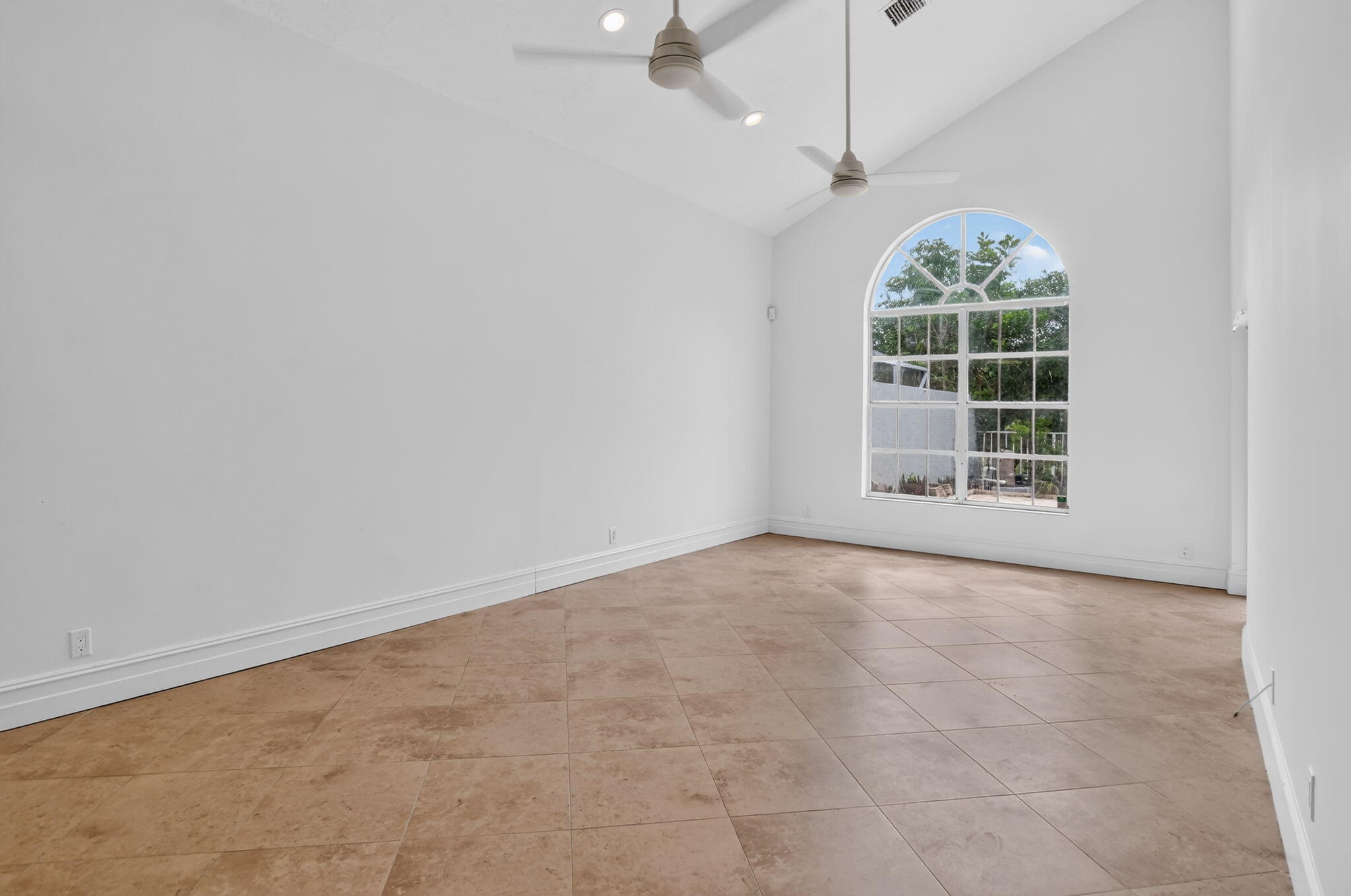 23338 La Vida Way Boca Raton, FL 33433 - Photo 19 of 52 Family Room