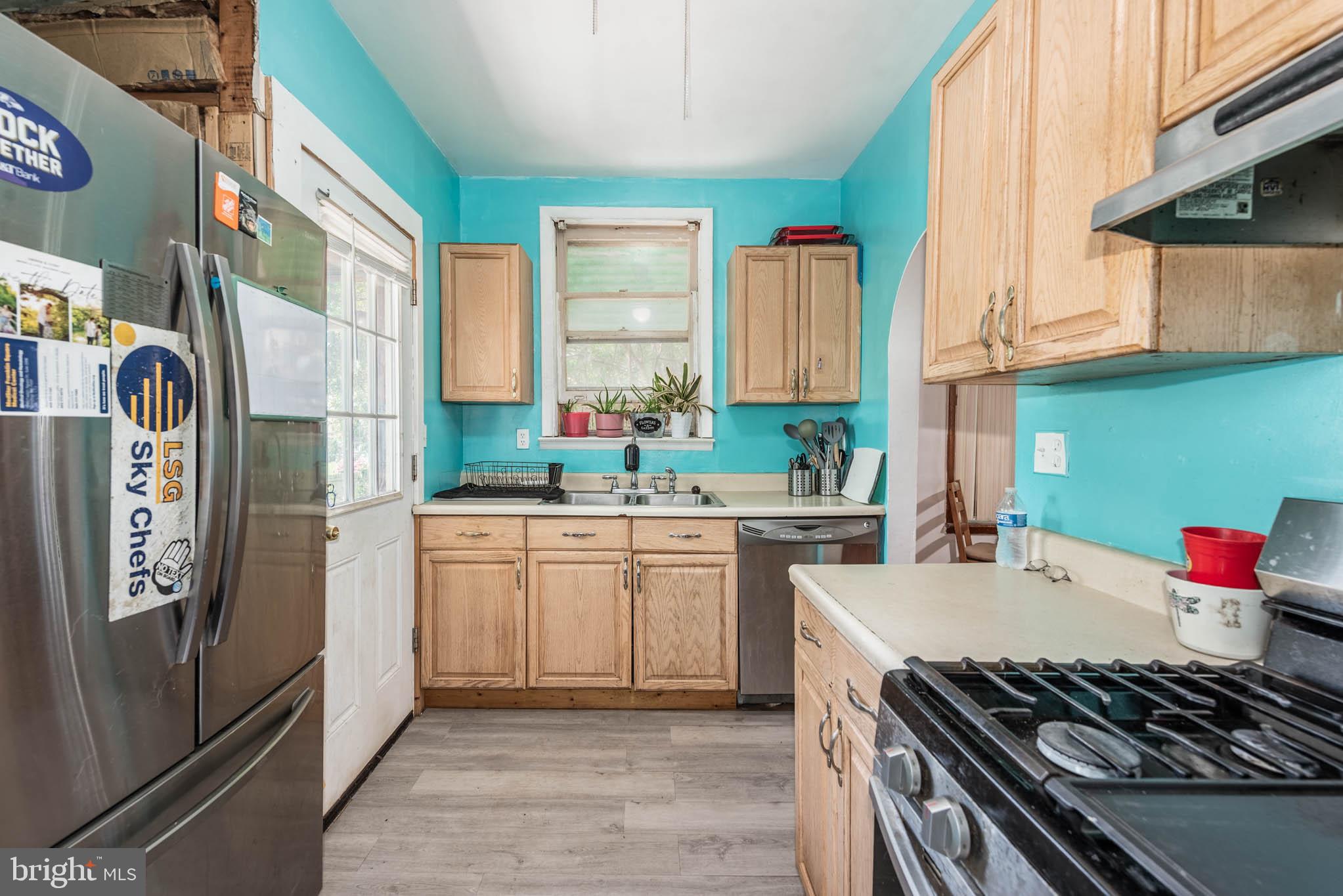 5111 Ardmore Way Baltimore, MD 21206 - Photo 8 of 31