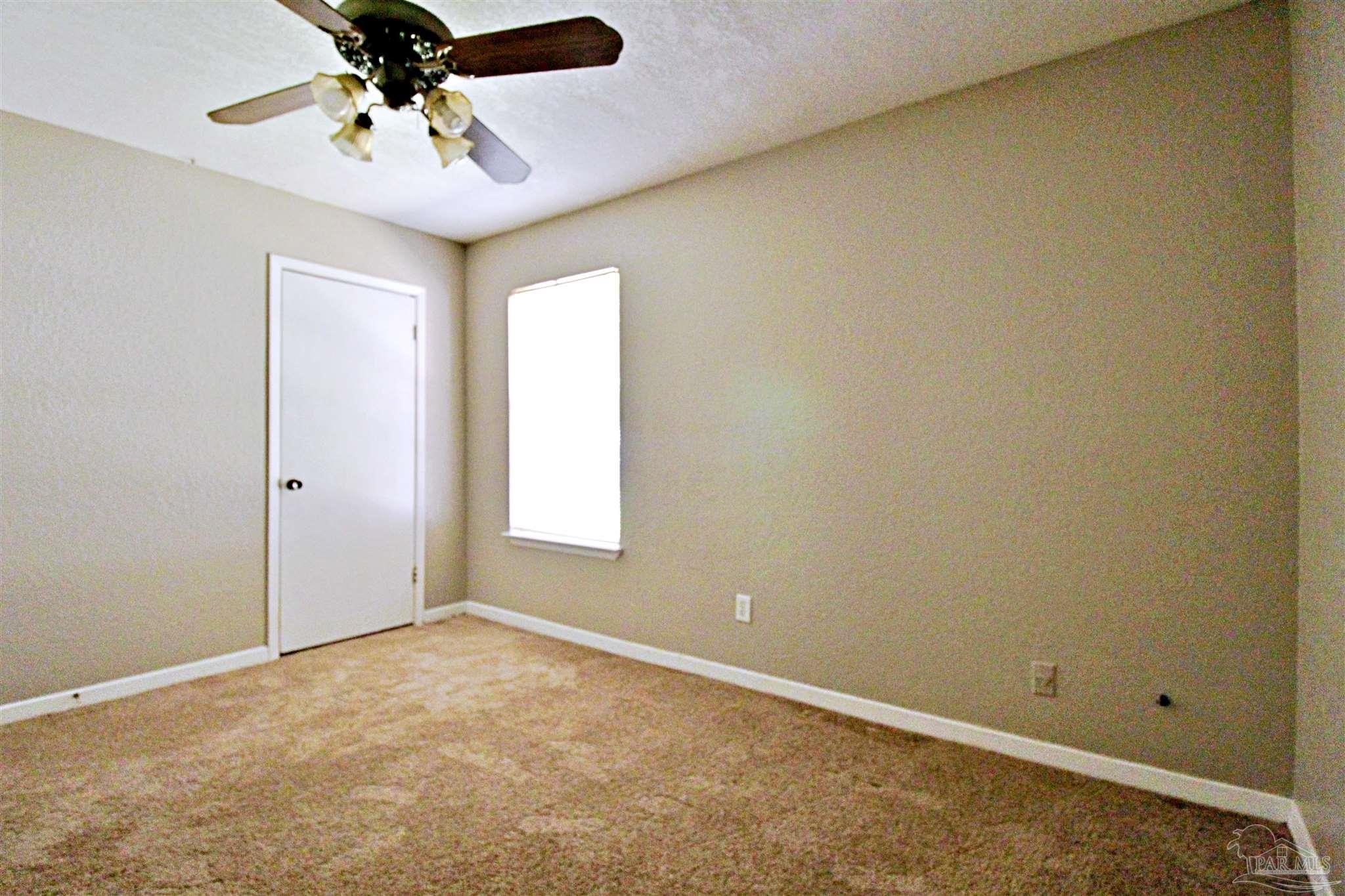 27 Milton Road Pensacola, FL 32507 - Photo 13 of 19