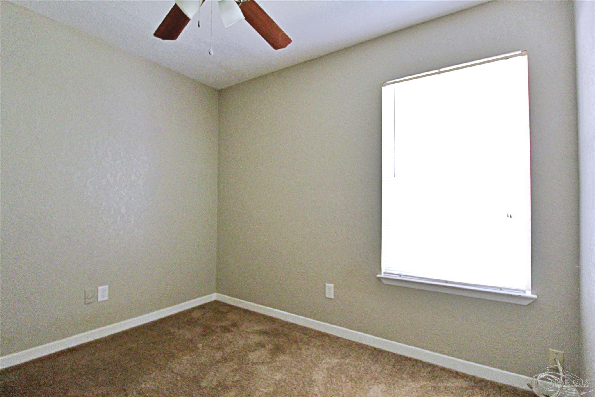 27 Milton Road Pensacola, FL 32507 - Photo 16 of 19