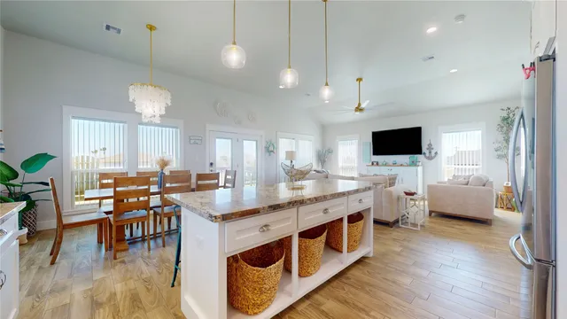 $499,000 | 957 Alberdie Drive, Crystal Beach, TX 77650