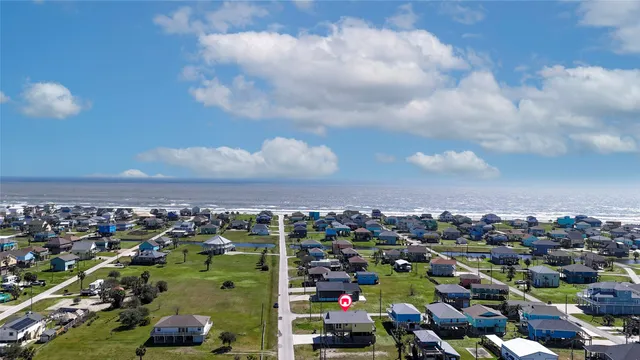 $499,000 | 957 Alberdie Drive, Crystal Beach, TX 77650