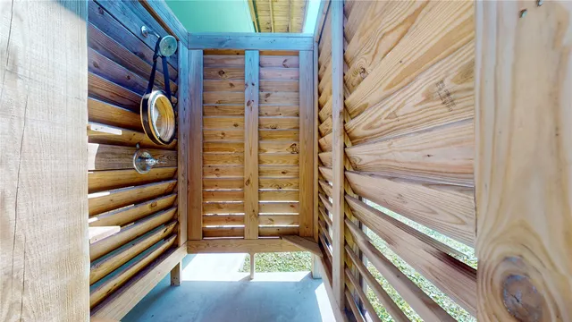 $499,000 | 957 Alberdie Drive, Crystal Beach, TX 77650