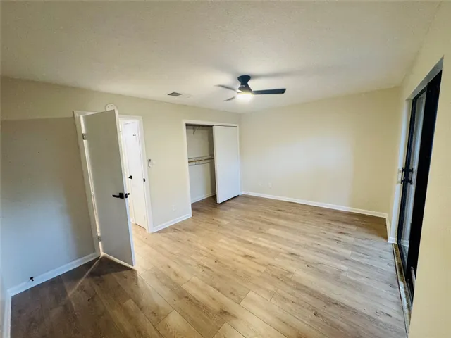 $124,900 | 3900 Aspen Drive, Unit 1, Montgomery, TX 77356