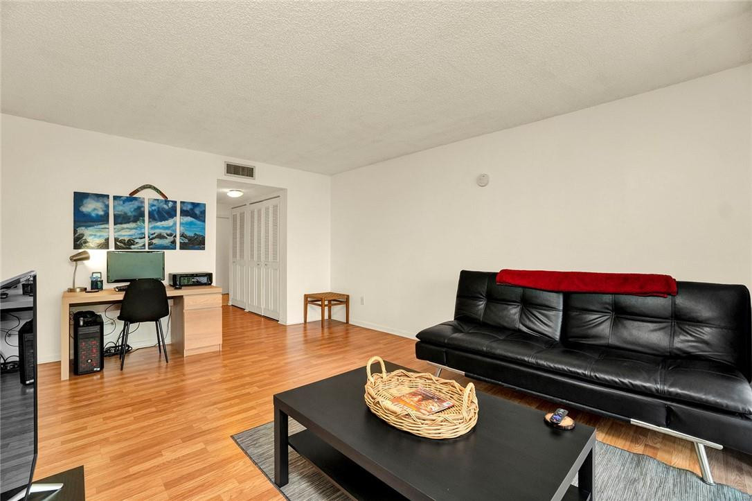 6800 Cypress Road, Unit 509 Plantation, FL 33317 - Photo 4 of 33 Photo 4
