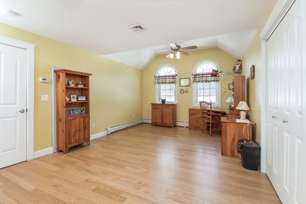 108 Winona Road Meredith, NH 03253 - Photo 21 of 40