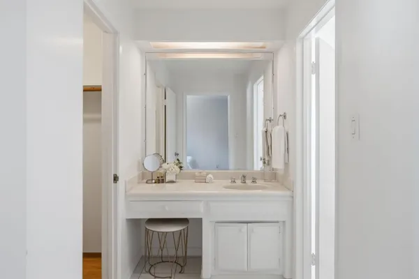 $4,395,000 | 14278 Amherst Court, Los Altos Hills, CA 94022