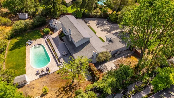 $4,395,000 | 14278 Amherst Court, Los Altos Hills, CA 94022