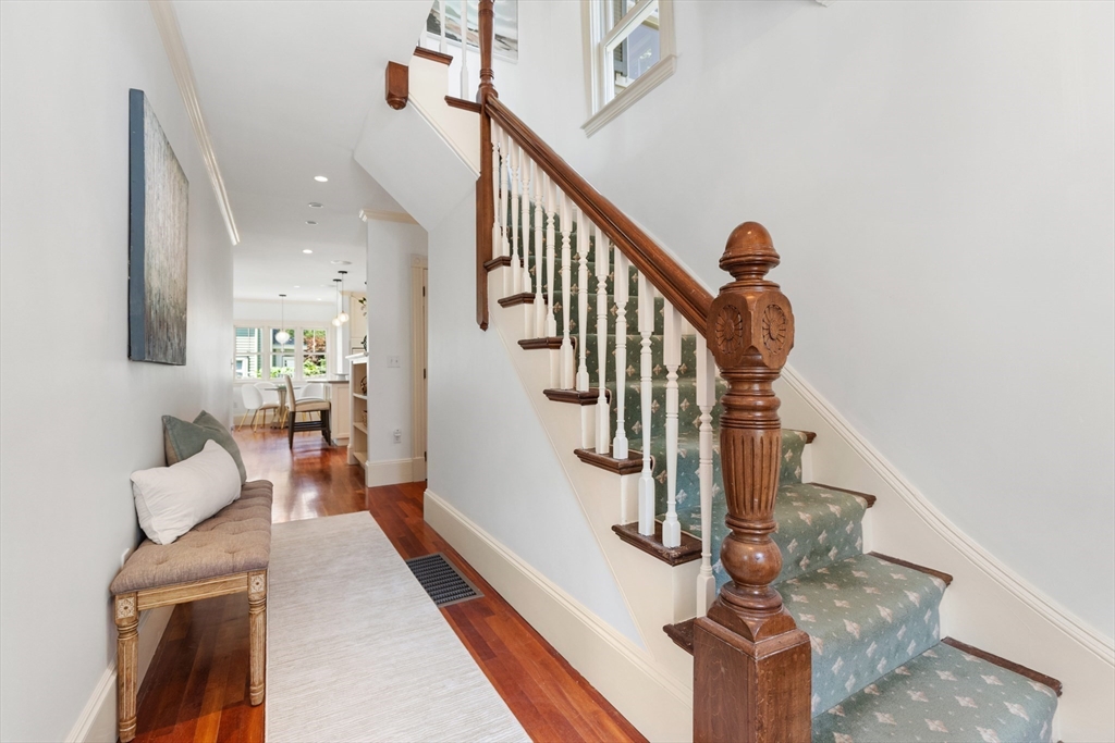 8 Jackson Court Lexington, MA 02421 - Photo 16 of 27 a view of entryway and hall
