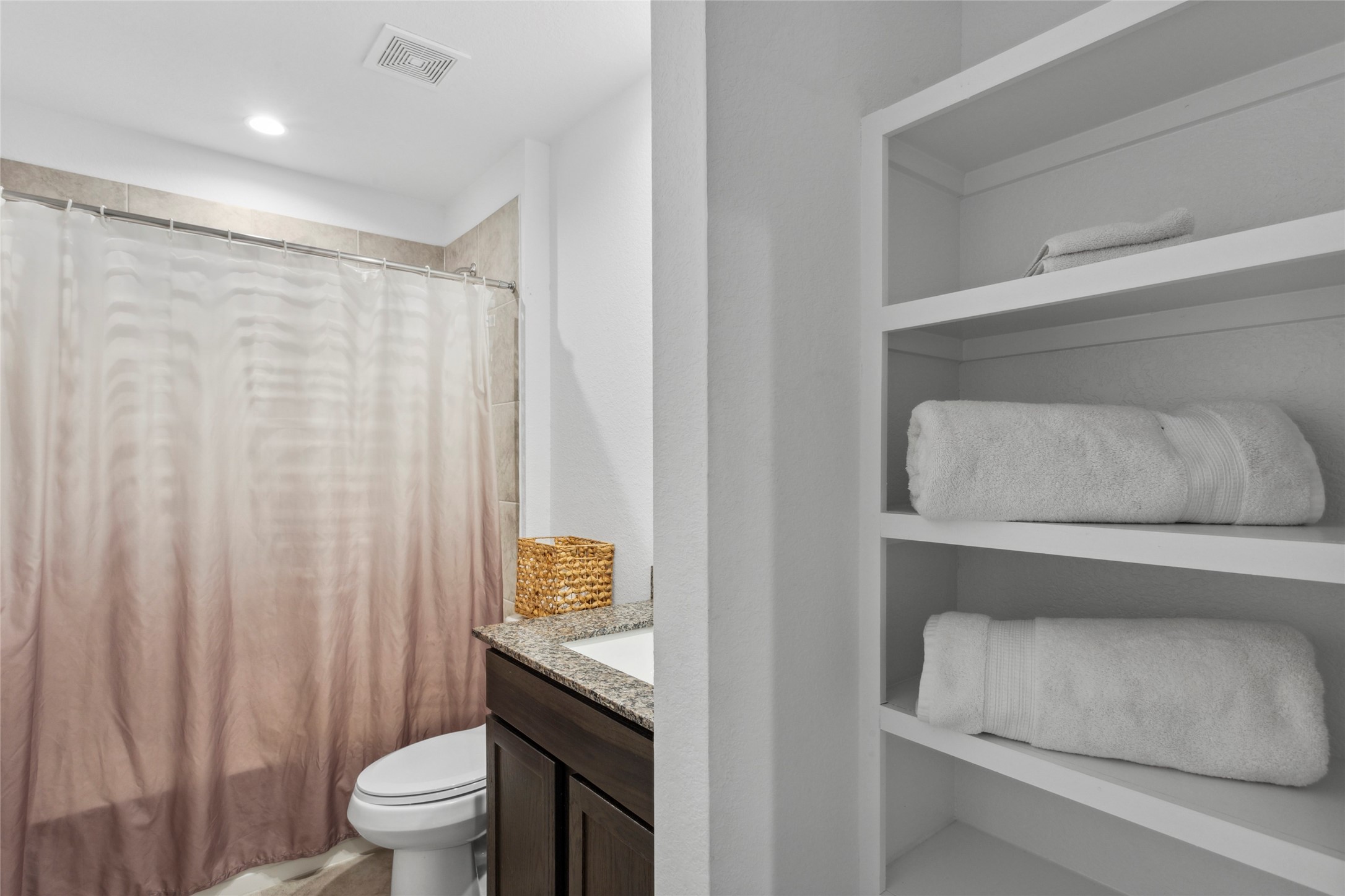 7510 Carson Court Rosharon, TX 77583 - Photo 16 of 23 a bathroom with a sink toilet and shower