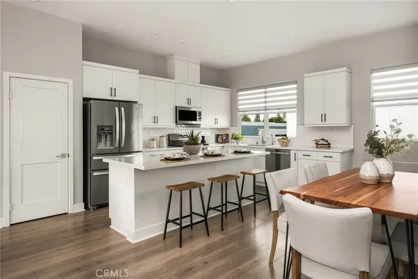 $940,000 | 955 East Mason Lane, Unit 80, Anaheim, CA 92805