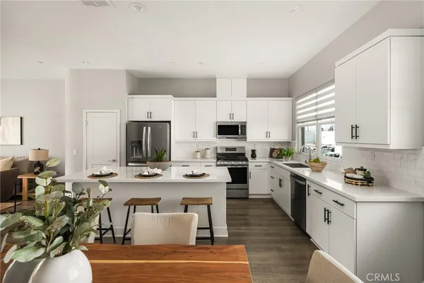 $940,000 | 955 East Mason Lane, Unit 80, Anaheim, CA 92805