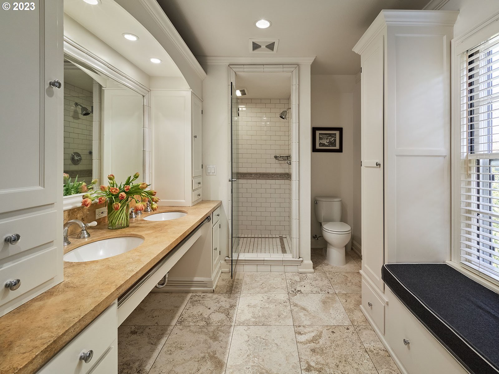 3434 Southwest Talbot Road Portland, OR 97201 - Photo 12 of 31