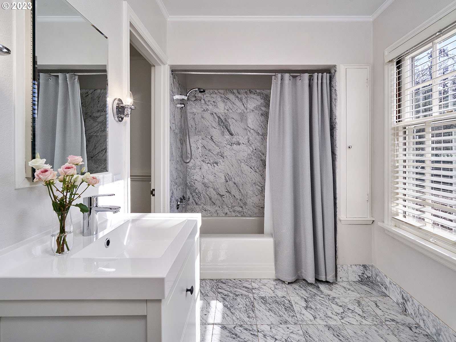 3434 Southwest Talbot Road Portland, OR 97201 - Photo 15 of 31