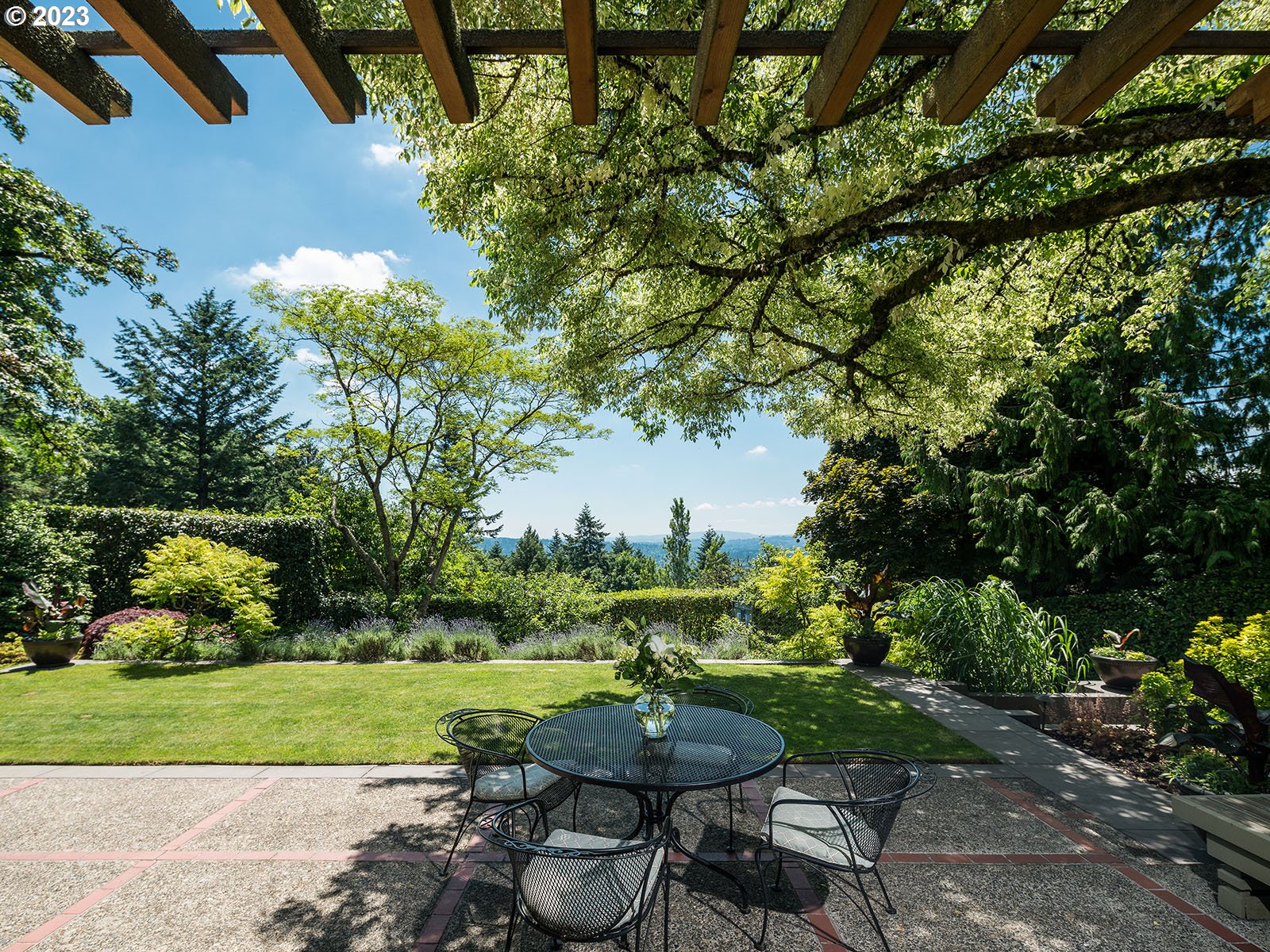 3434 Southwest Talbot Road Portland, OR 97201 - Photo 24 of 31