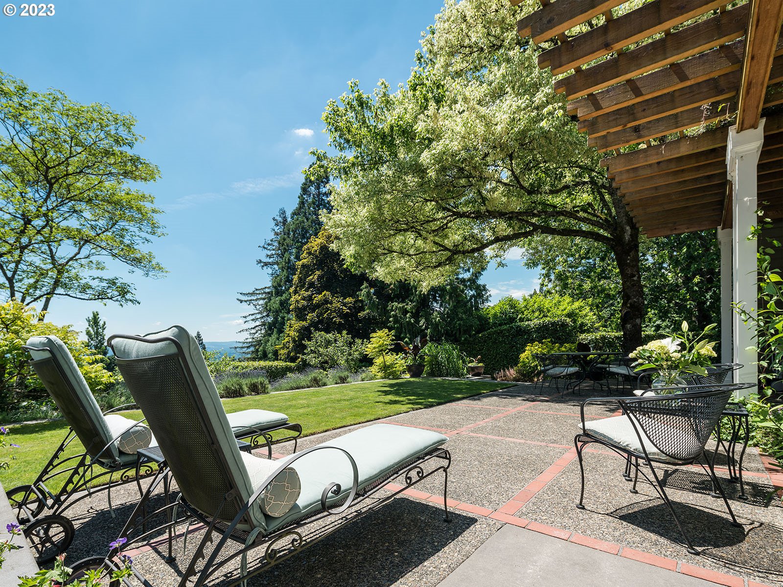 3434 Southwest Talbot Road Portland, OR 97201 - Photo 26 of 31