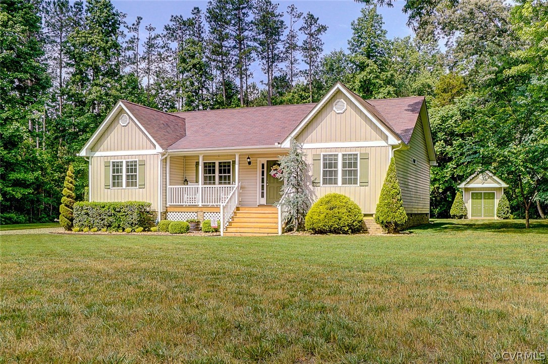 9115 Hickory Road Petersburg, VA 23803 - Photo 4 of 50 Gallery Image 4