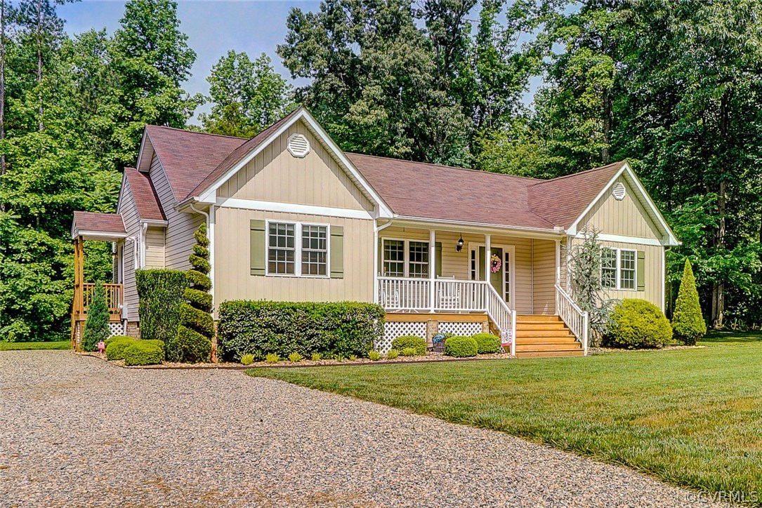 9115 Hickory Road Petersburg, VA 23803 - Photo 8 of 50 Gallery Image 8